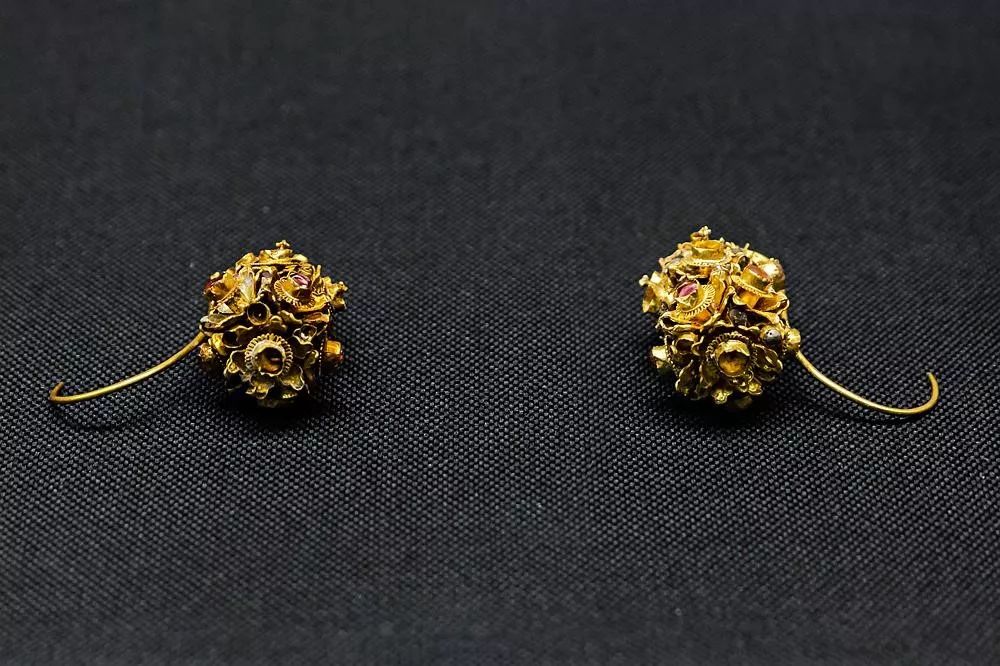 明代耳饰款式开元棋牌金器