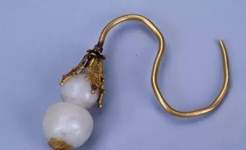 明代耳饰款式开元棋牌金器(图3)